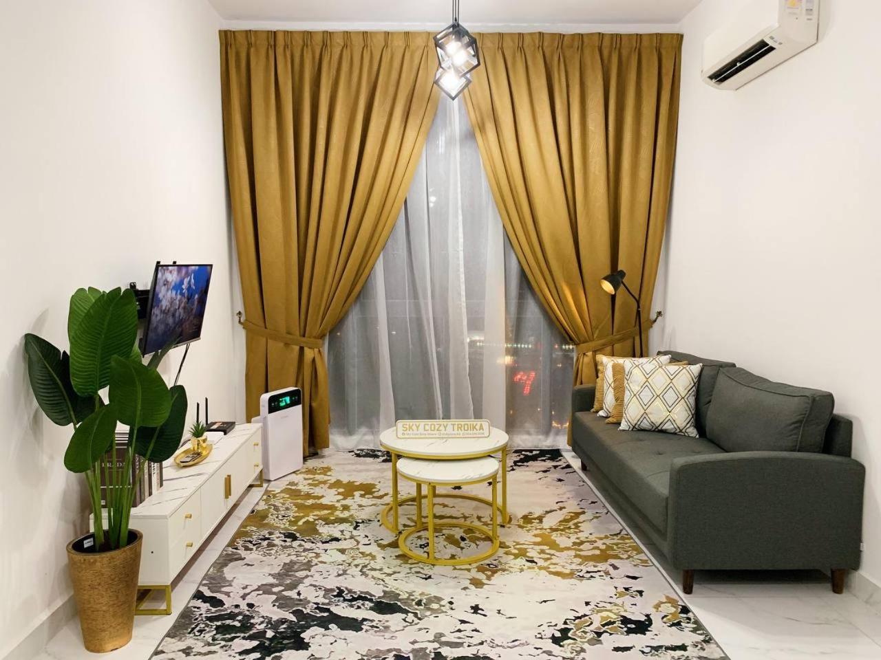 Sky Cozy Troika Residence, 1 Bedroom 4-6 Pax, 2 Bedrooms 6-8 Pax, Pool Vew, Sky & City View, Free Parking, Pool, Unlimited Wifi & Netflix Kota Bharu Extérieur photo
