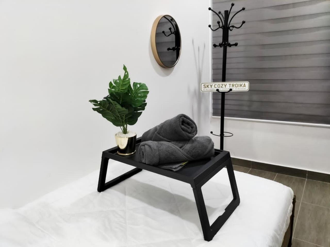 Sky Cozy Troika Residence, 1 Bedroom 4-6 Pax, 2 Bedrooms 6-8 Pax, Pool Vew, Sky & City View, Free Parking, Pool, Unlimited Wifi & Netflix Kota Bharu Extérieur photo